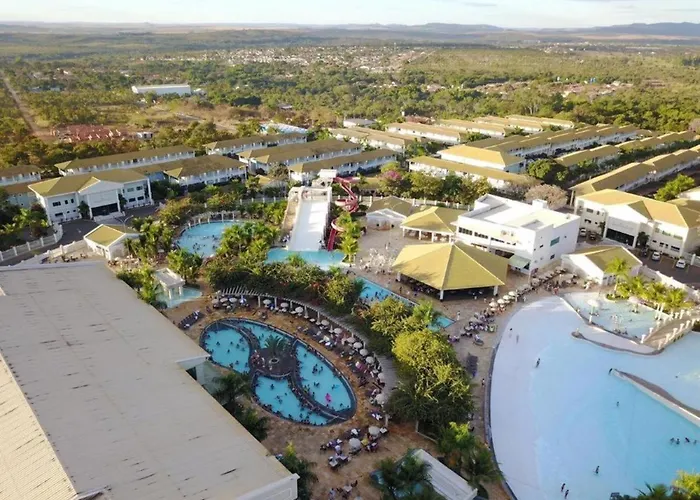 Lacqua Com Parque Aquatico 24 Horas Dentro Do Condominio